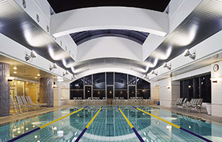 All-Weather Heated Pool Have a relaxing time in the temperature-controlled swimming pool